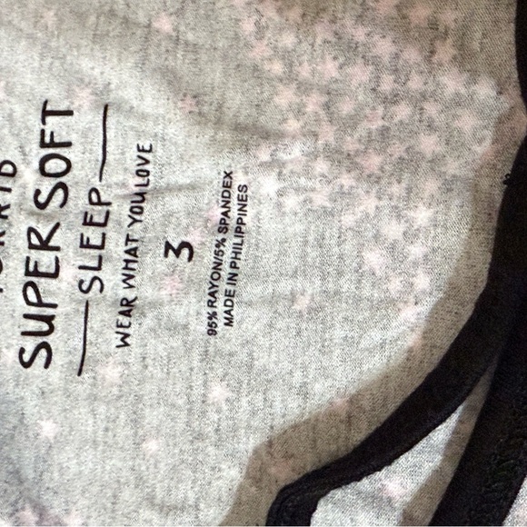 SOLD Torrid Black and Pink Starry Chemise - Picture 4 of 4